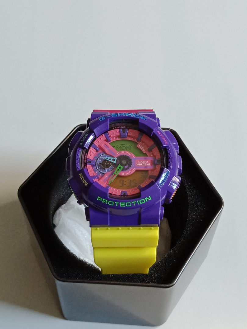 Authentic Casio G-Shock - used (Category: Watches) located in Singapore. Submitted by cass1319 (Listing ID 173179556, Image 1). Description: Selling rarely used Casio G-Shock Watch Worn few times only (less that 5 times) Very good condition, original wrist band is purple and yellow (refer to picture 6) Interested and serious buyer only pm for price Pls check out my other listings.