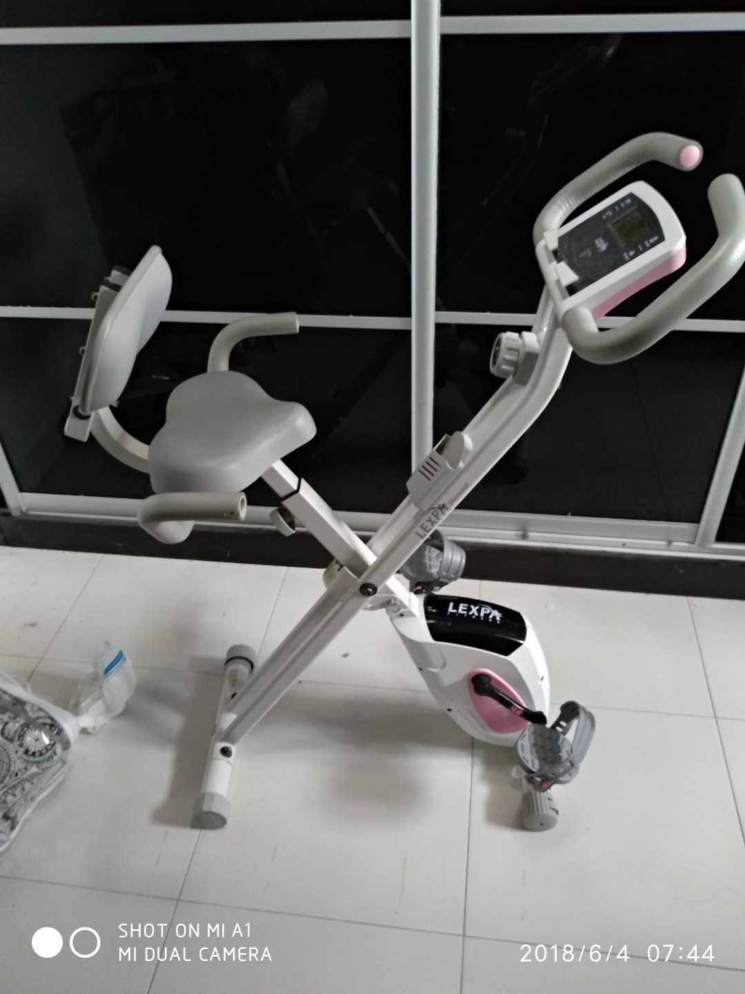st fitness bike