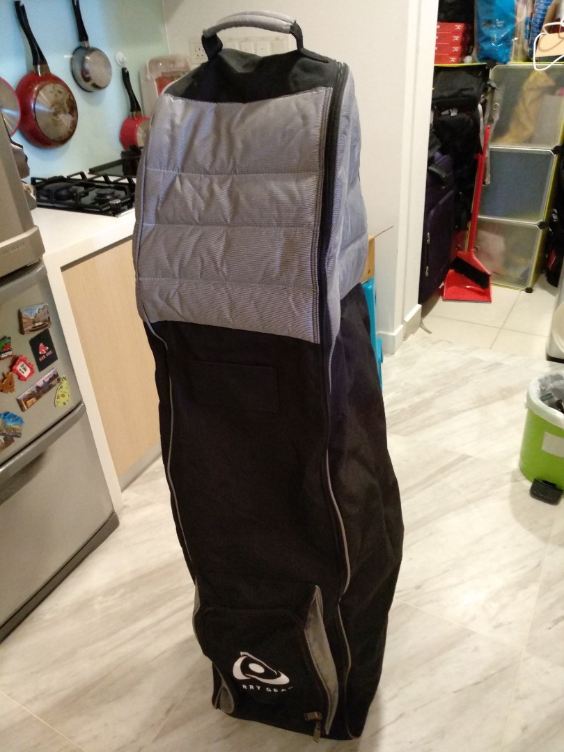 Fully functional Perry Gear Golf Travel Bag, Sports Equipment, Sports & Games, Golf on Carousell