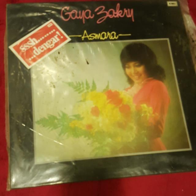 Gaya Zakry Vinyl Record Piring Hitam Music Media Cd S Dvd S Other Media On Carousell Gaya cad, who create exclusive ceramic collections and gaya cac who hosts workshops, classes & resident artists. carousell
