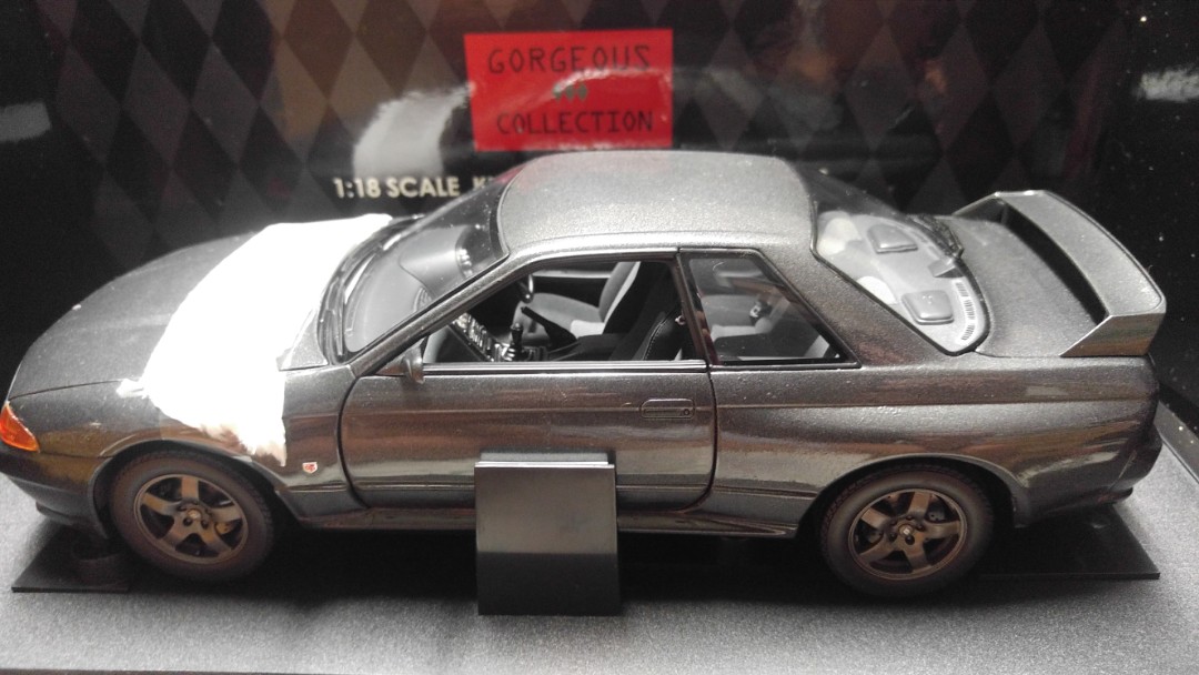 Kyosho 1 18 Skyline R32 Gtr 興趣及遊戲 收藏品及紀念品 明星周邊 Carousell
