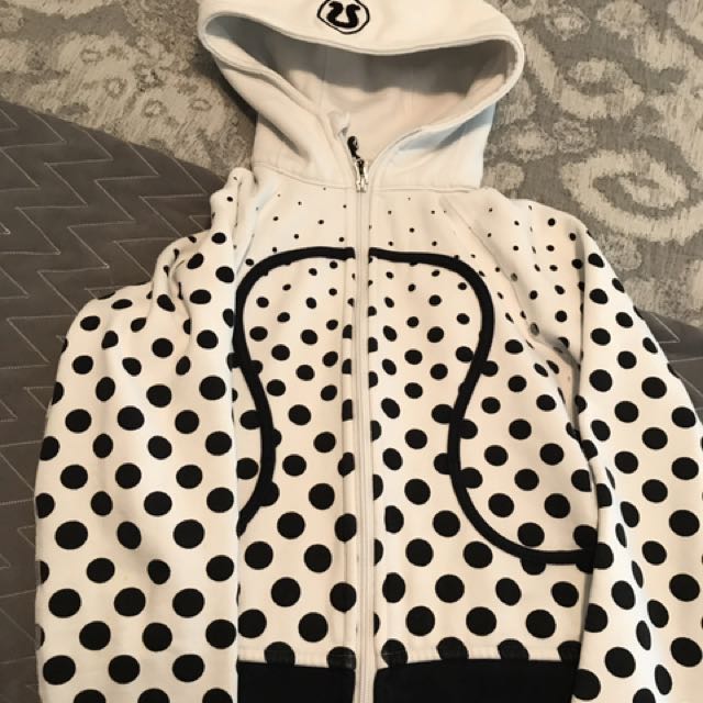 Lululemon scuba hoodie - size 4, Sports, Athletic & Sports Clothing on  Carousell