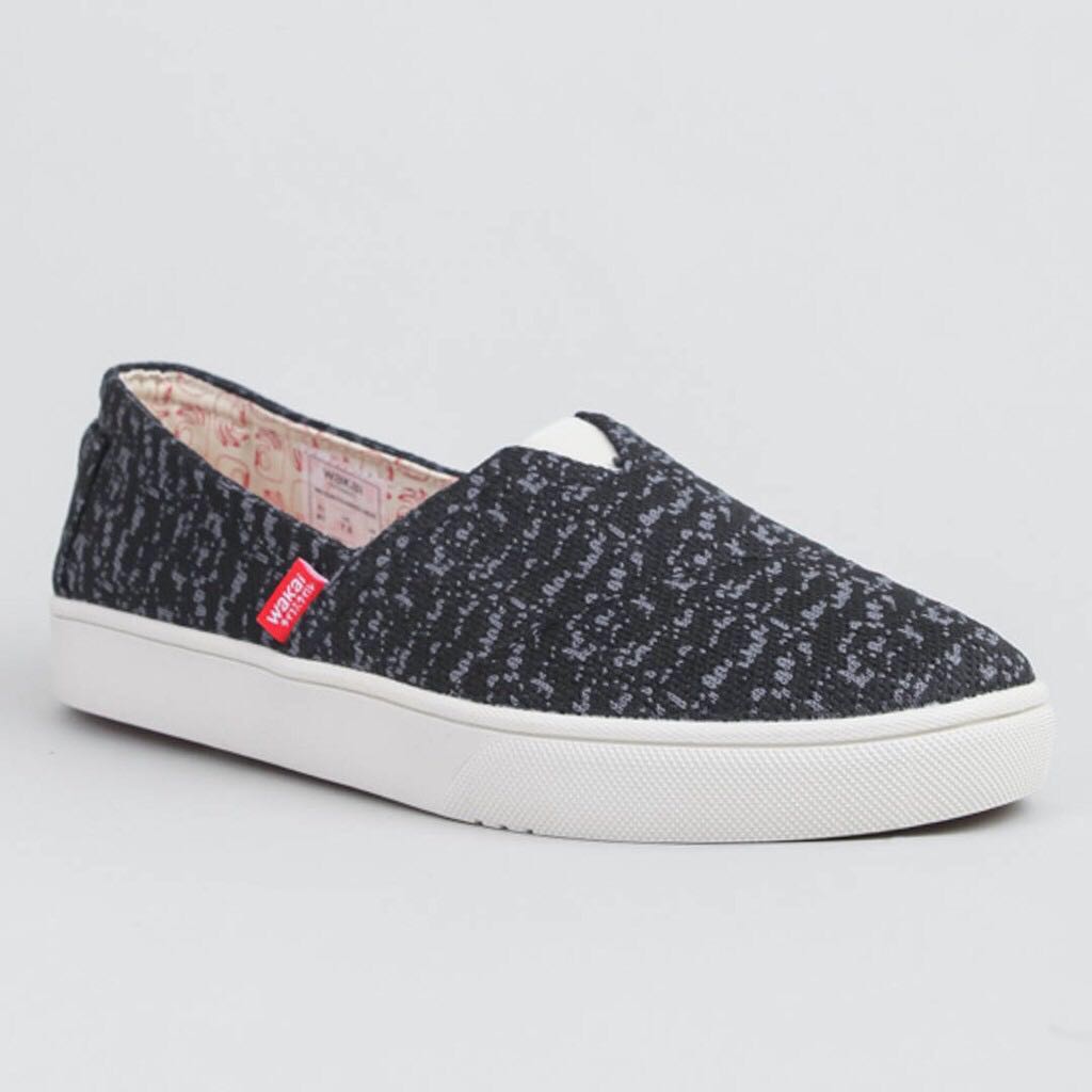 Wakai slip on clearance