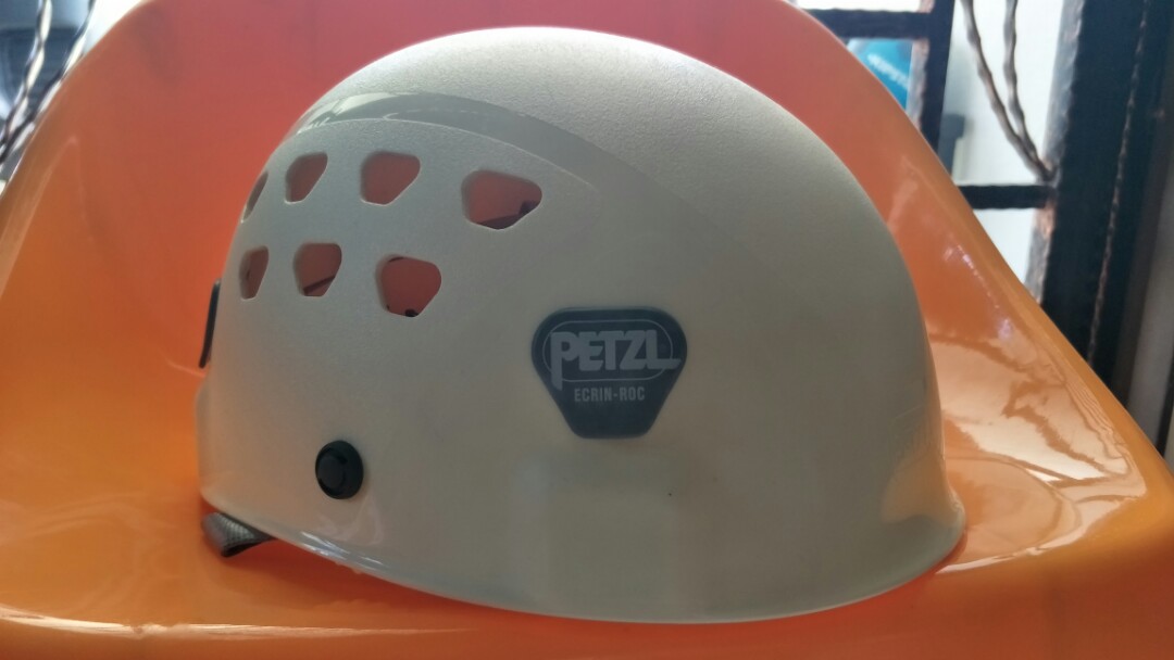 PETZL safety helmet, Sports Equipment, Bicycles & Parts, Bicycles on