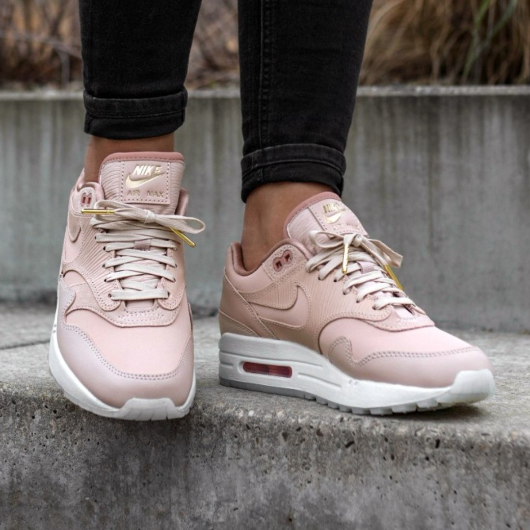 PO) Nike Womens Air Max 1 Premium Pink, Women's Fashion, Shoes, Sneakers on  Carousell