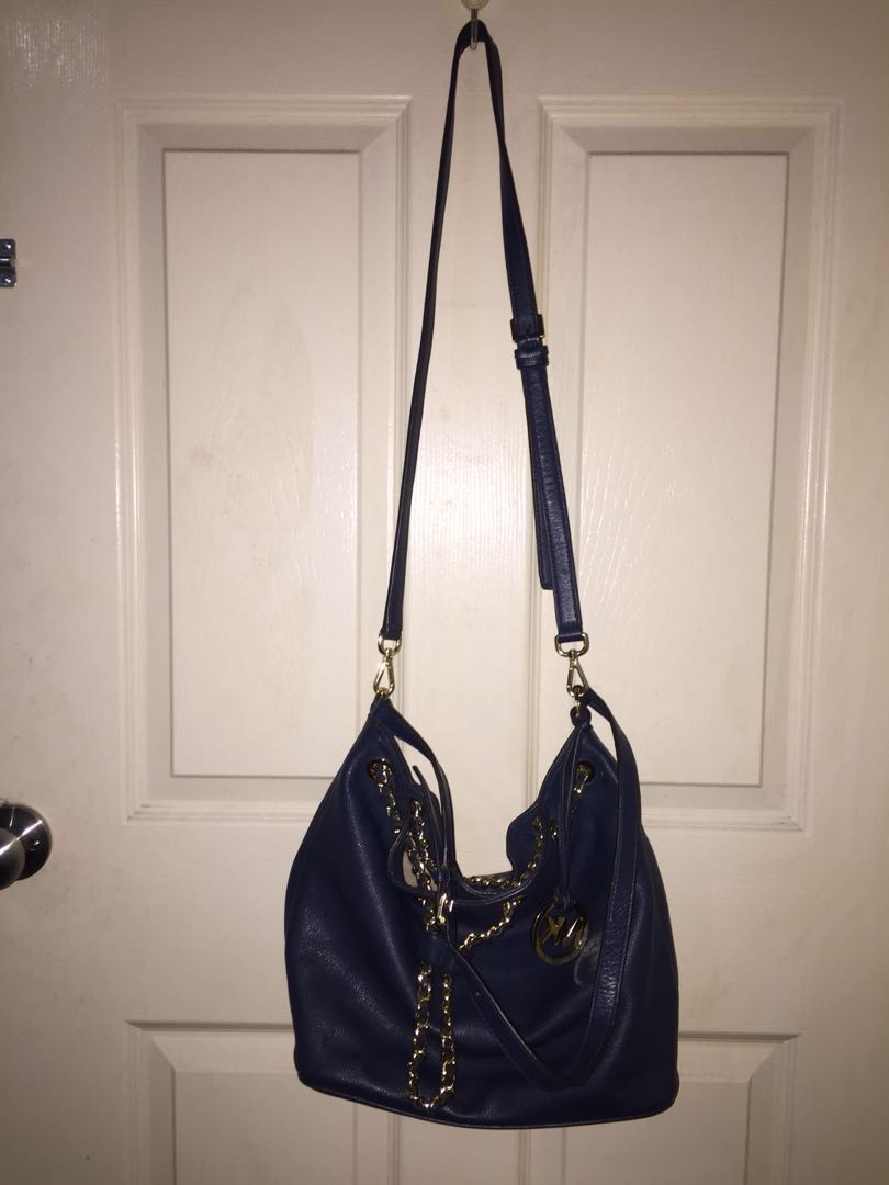 michael kors frankie drawstring bag
