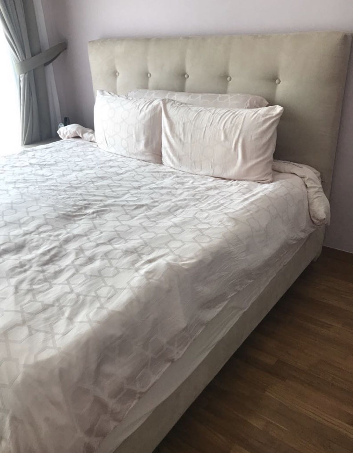 Quick Deal King Size Bed Frame With Matching Bench Furniture