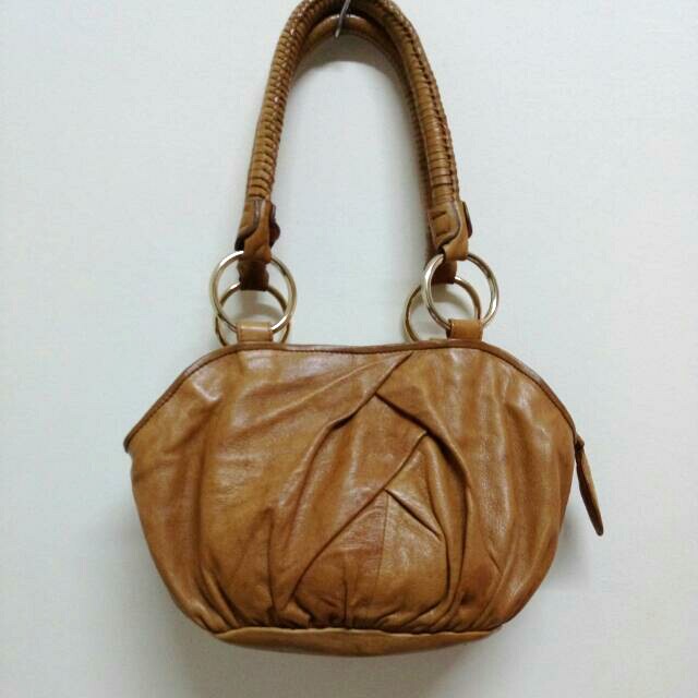 David and scotti bag store