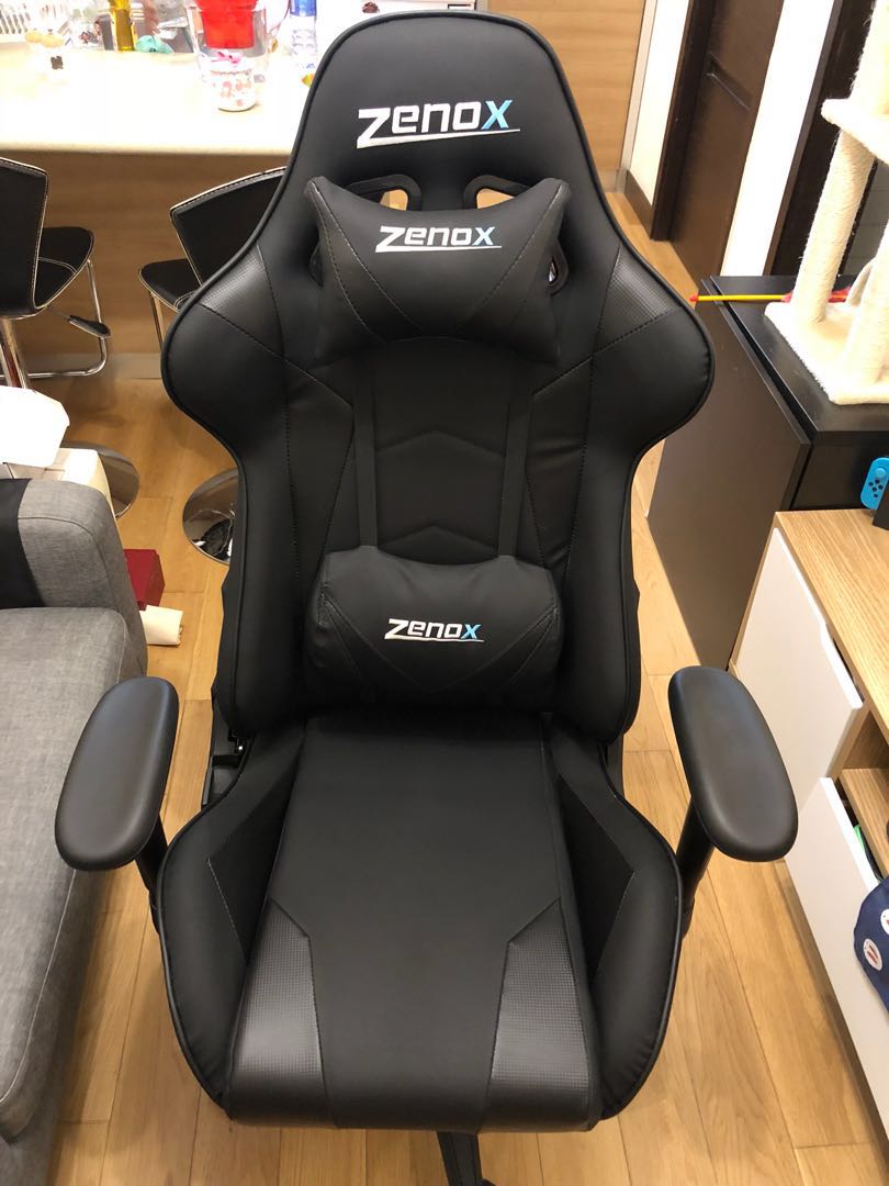 Saturn racing chair sales