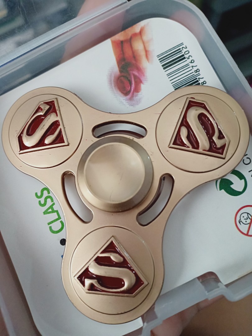 superman fidget spinner