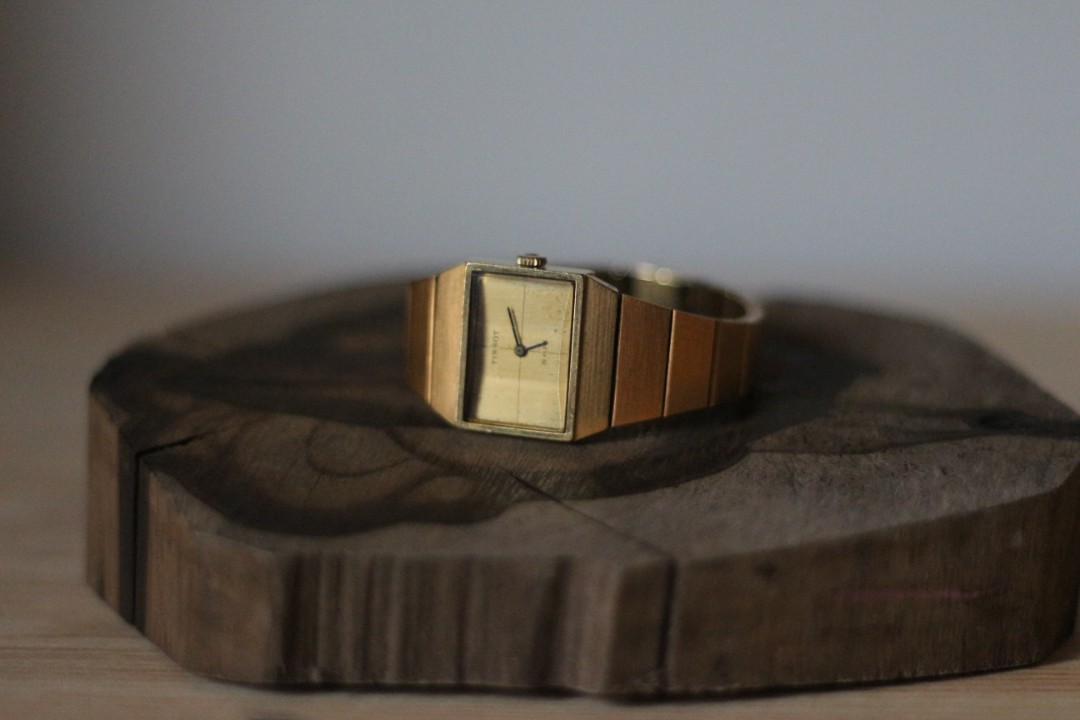 Tissot Sari Manual Mechanical Handwound Ladies Watch Vintage