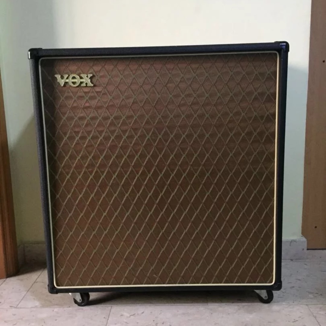 Vox V412bn 4x12 Amp Cabinet 4x Celestion G12 Vintage 30 Speakers