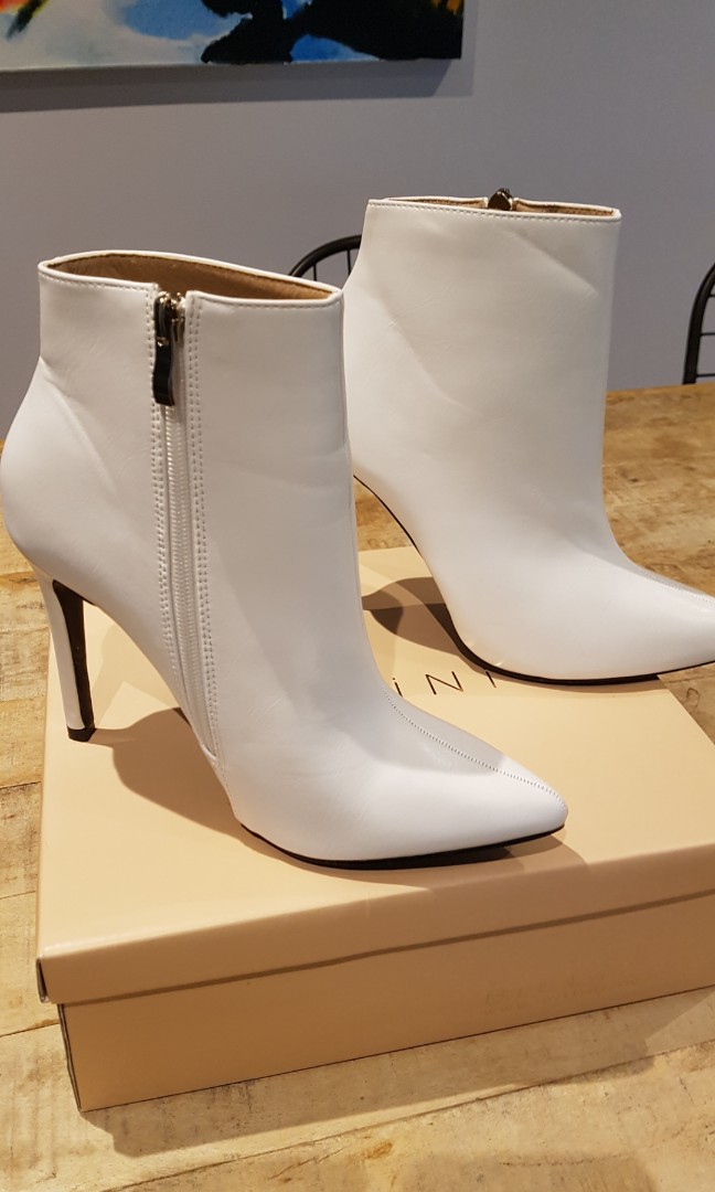 white boots australia