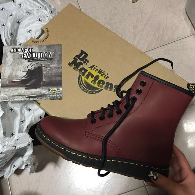 Newton black dr martens store