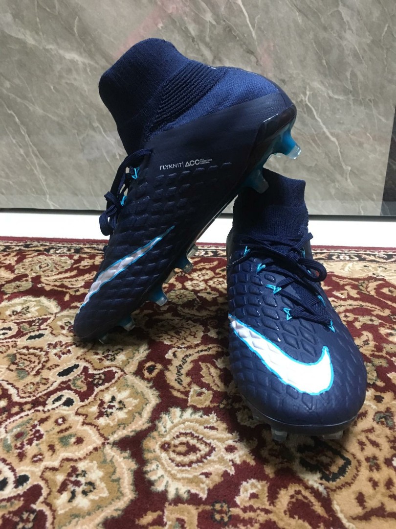 first nike hypervenom