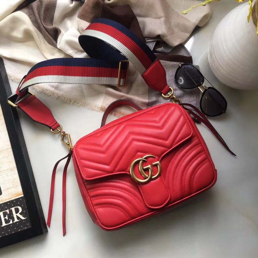 gucci bag with striped strap