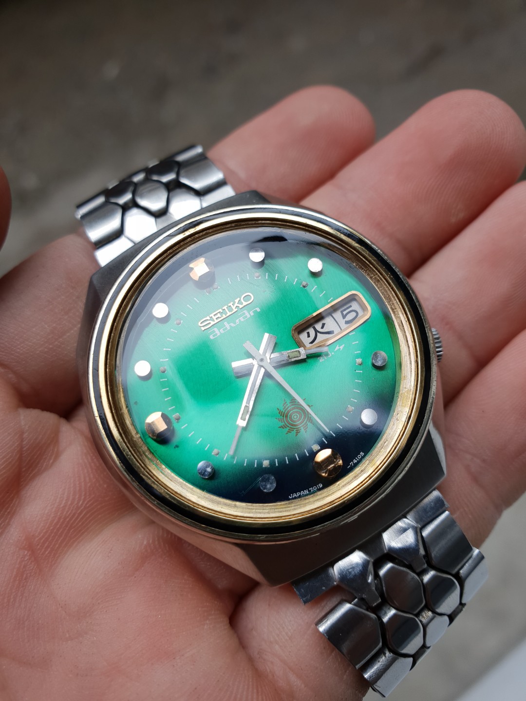 Jam tangan Super Rare Vintage Seiko Advan Green Burst Faceted Glass