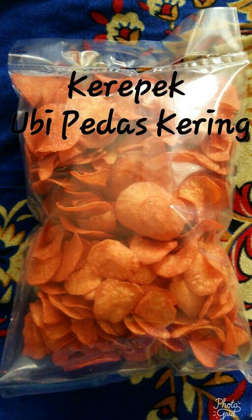 Kerepek Ubi Pedas Kering Food Drinks Packaged Snacks On
