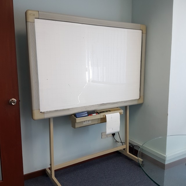 Panasonic Electronic Whiteboard KXB520, Computers & Tech, Office