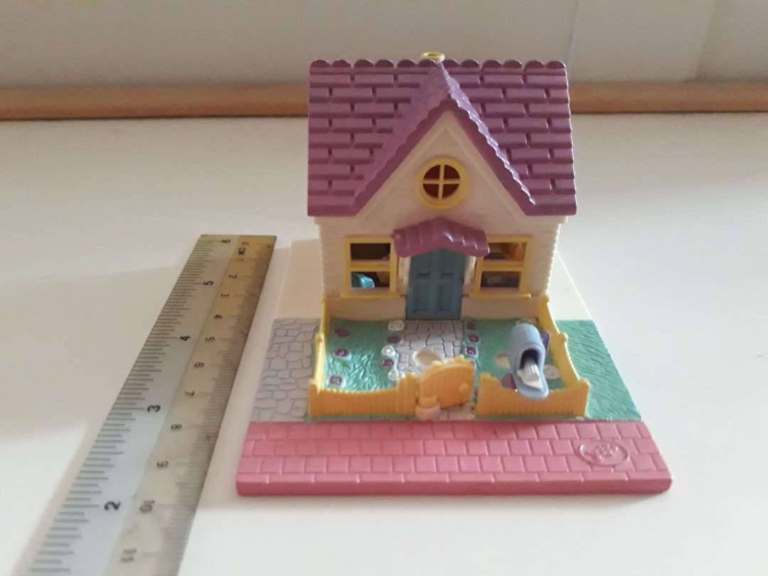 polly pocket cottage
