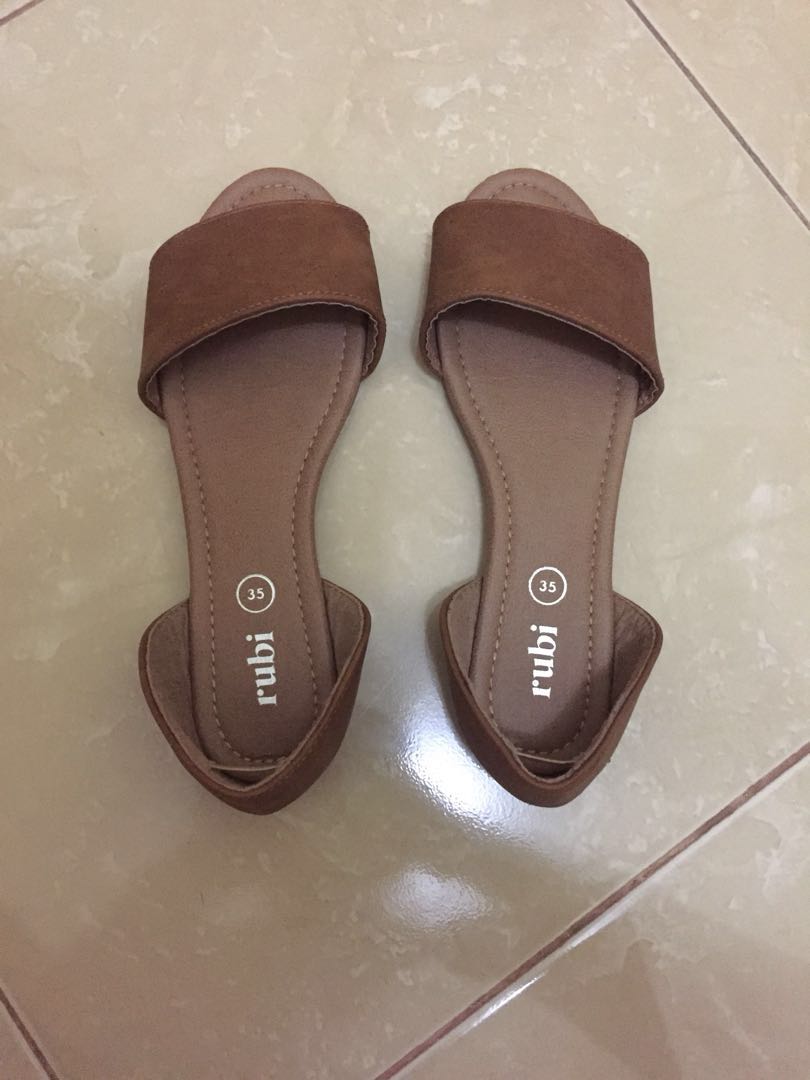 sandal rubi