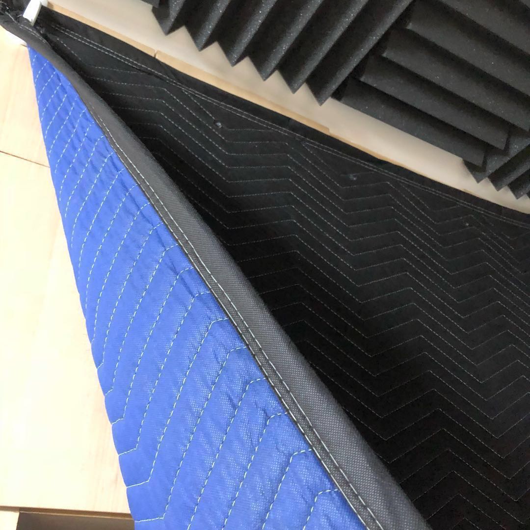 Soundproof blanket/Acoustic Blanket, Hobbies & Toys, Music & Media