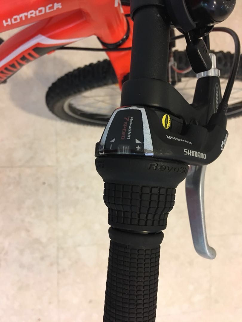 Specialized Hotrock 24 (21-speed 