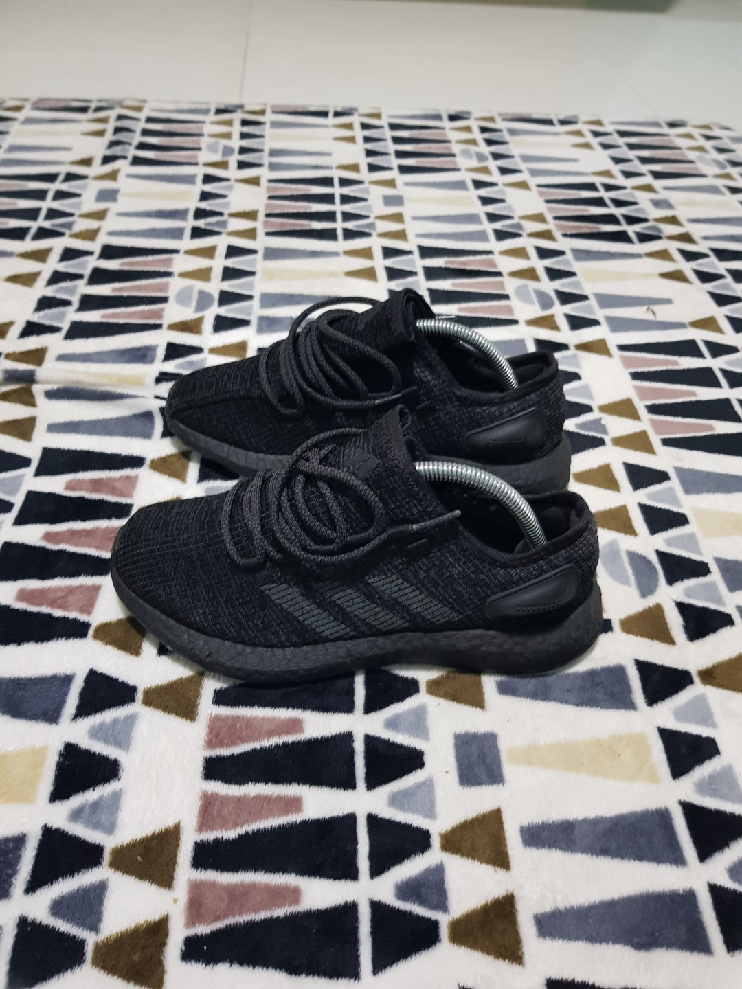 Adidas Pure boost (Category: Sneakers) located in Singapore. Submitted by dindong8 (Listing ID 173463243, Image 2). Description: Limited edition. Too small for me Uk7/us7.5/40.