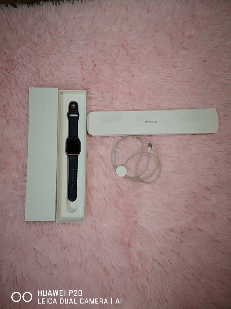 Apple watch hotsell huawei p20