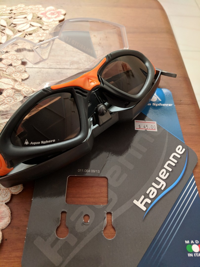 aqua sphere polarized goggles