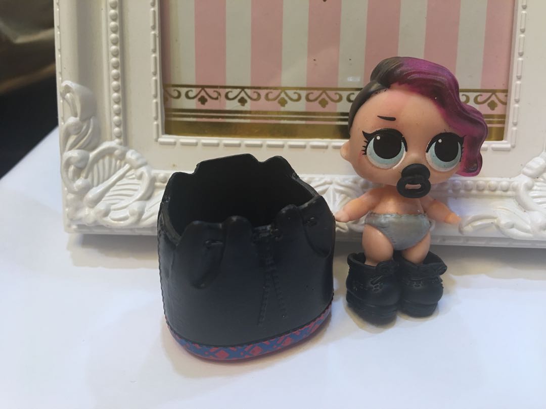 lol surprise lil rocker
