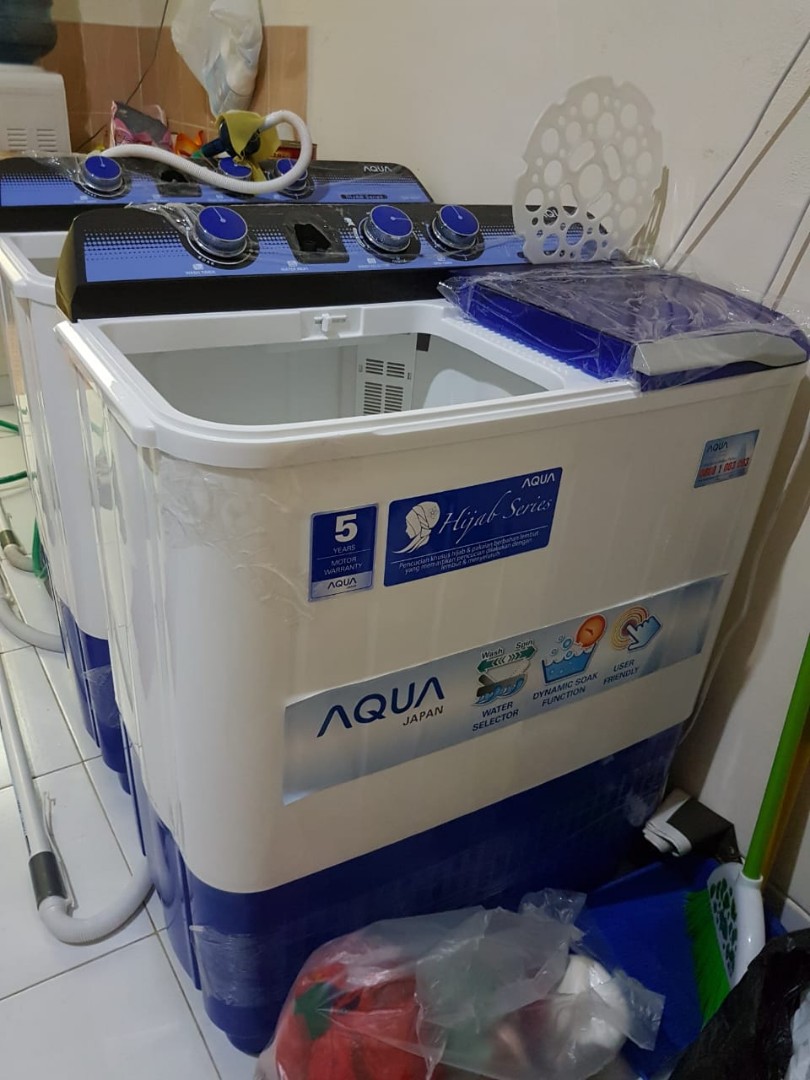 Mesin Cuci Aqua Hijab Series 10kg 2 Tabung Elektronik Lainnya Di Carousell Selain itu, mesin cuci ini sanggup menampung pakaian kotor hingga 9,5kg. mesin cuci aqua hijab series 10kg 2 tabung