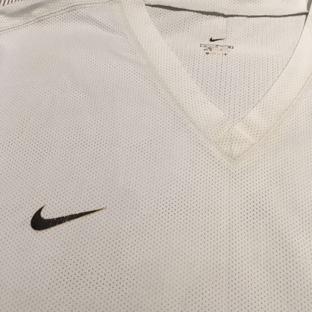 White nike deals v neck