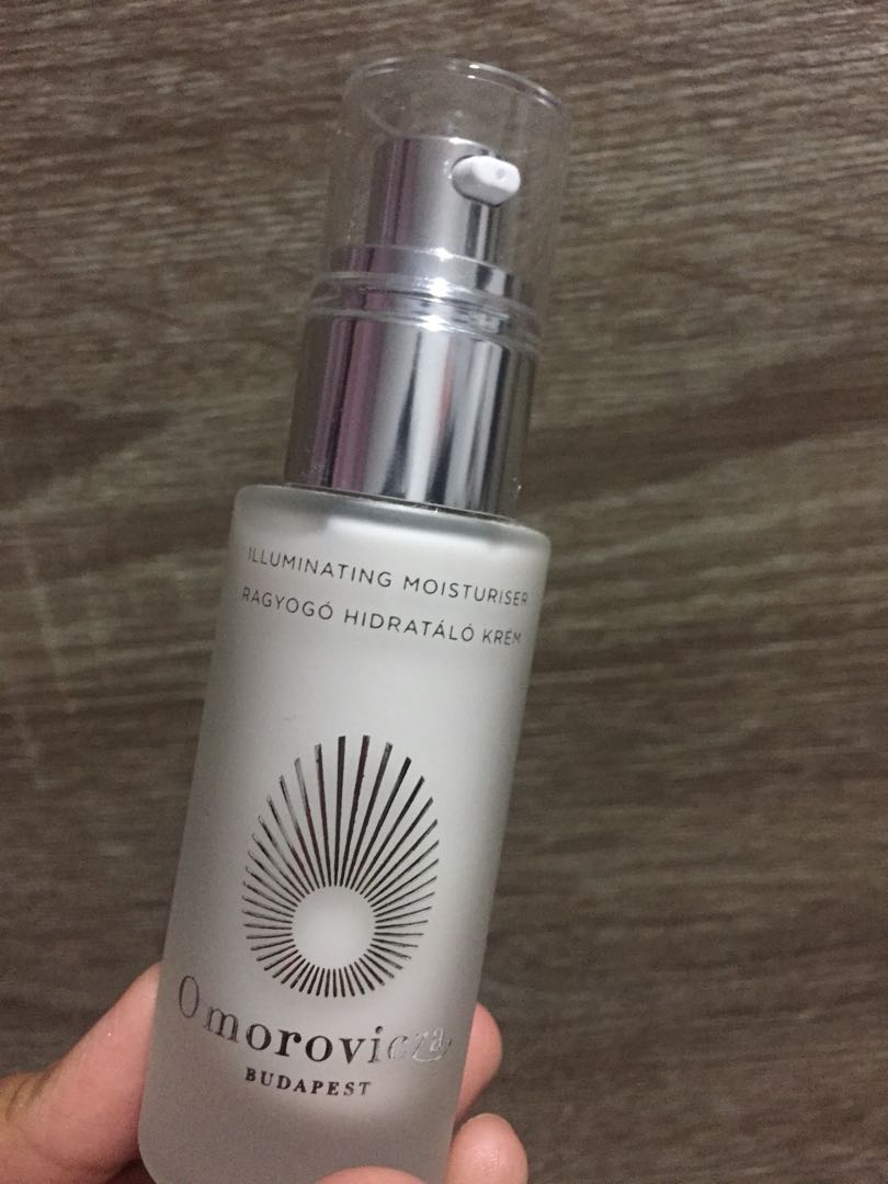 omorovicza illuminating moisturiser 30ml