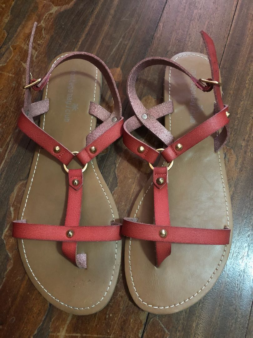 red sandals payless