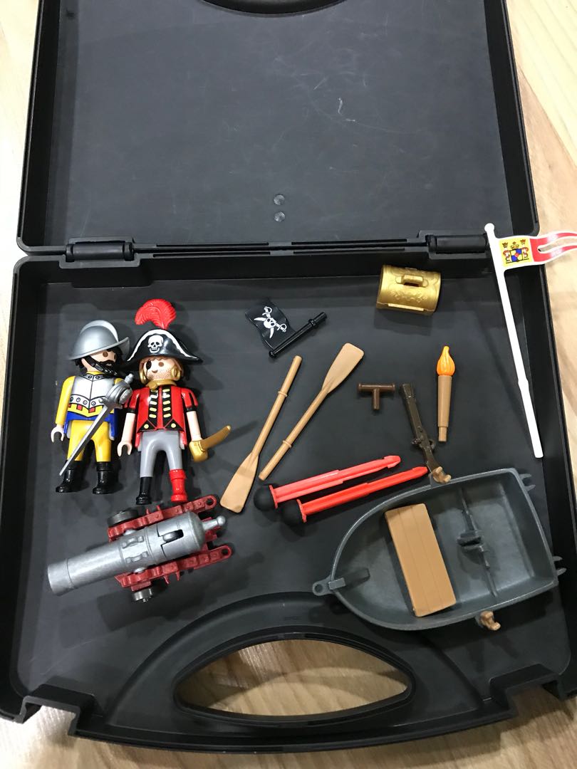 playmobil pirate case