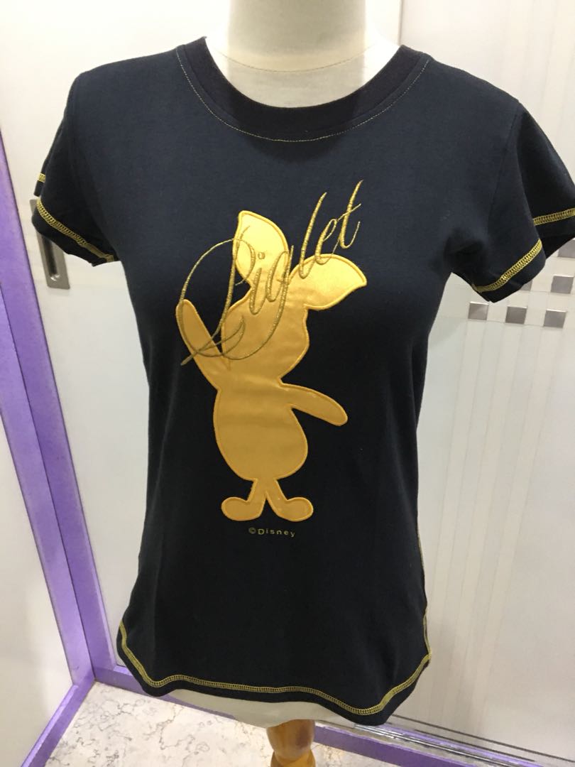 Preloved disney pooh piglet t shirt 