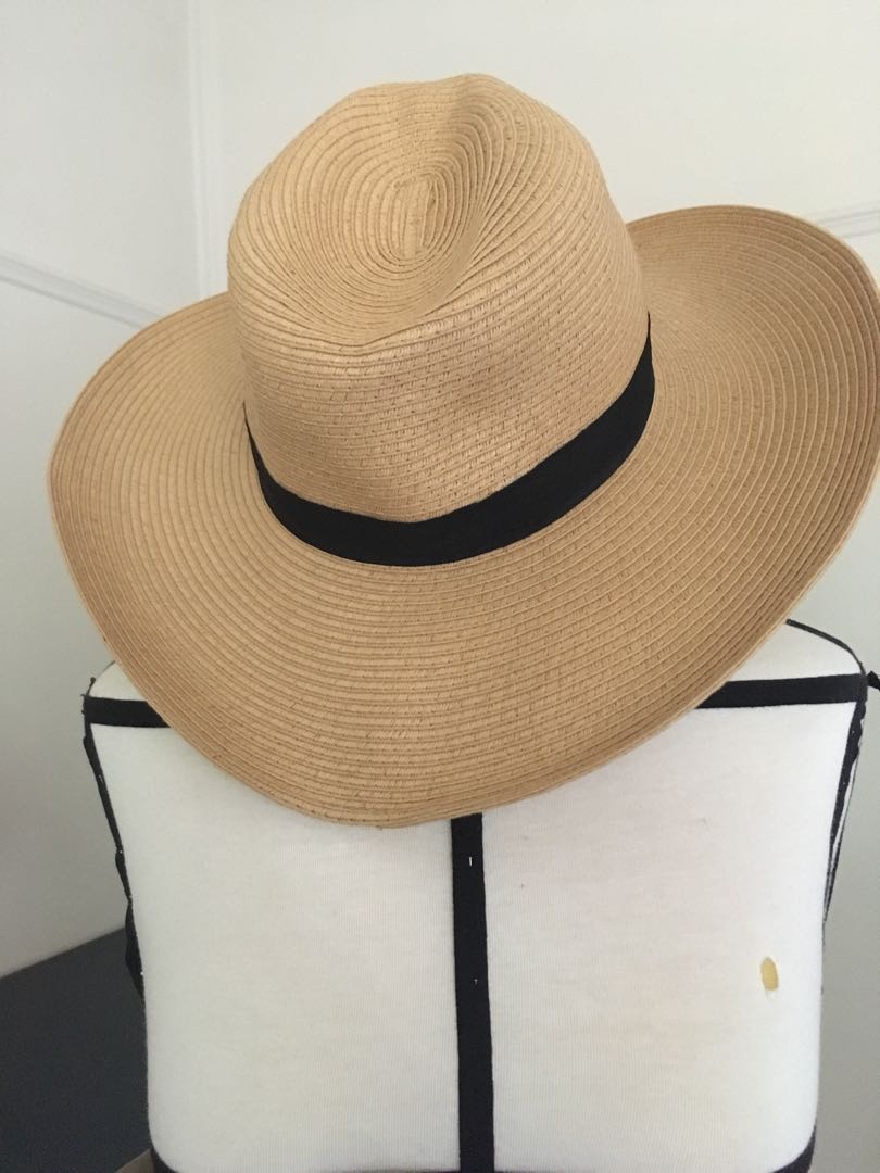 sportsgirl hat