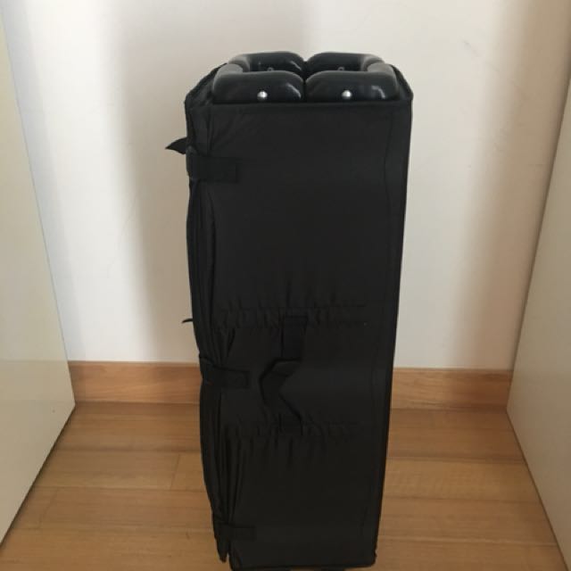 Tippitoes top travel cot