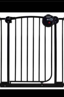 Lucky baby gate & extension