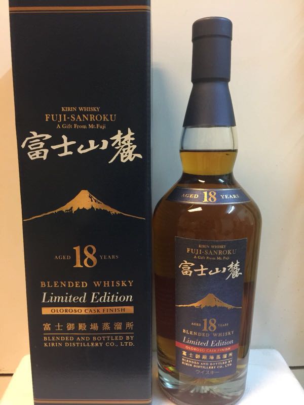 日本富士山麓18年限量威士忌Whisky 700ml, 嘢食& 嘢飲, 飲料- Carousell
