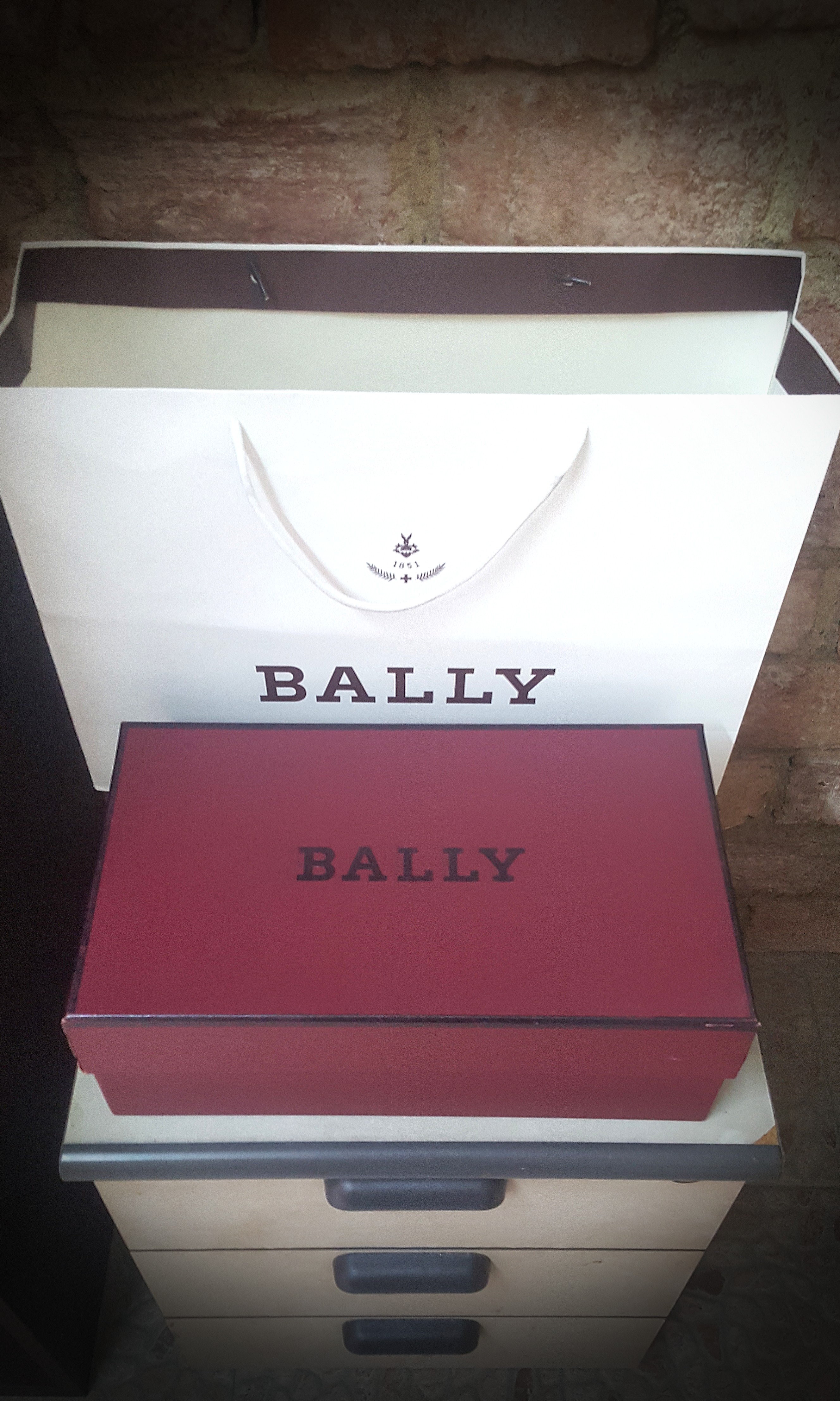bally shoe box