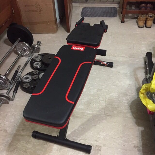 Bn Foldable Gym Bench Sports Sports Games Equipment On Carousell