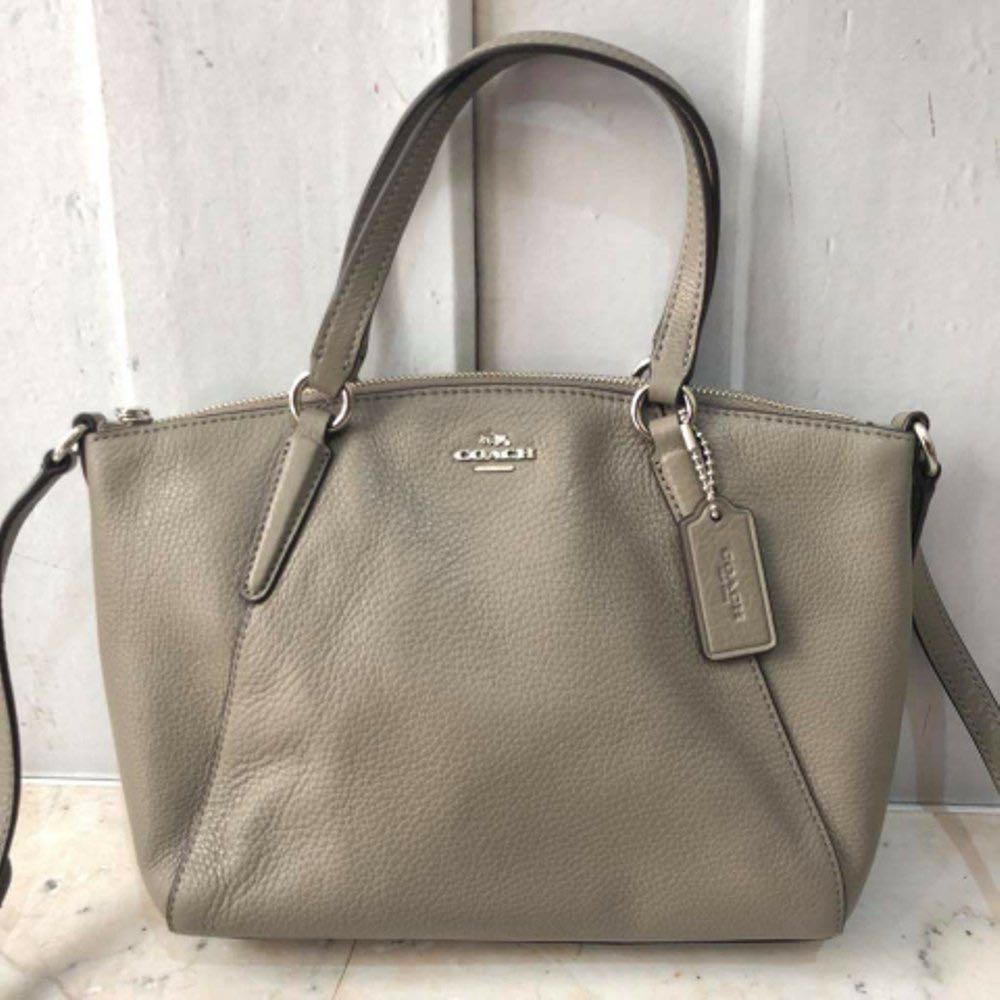 Coach mini deals kelsey bag