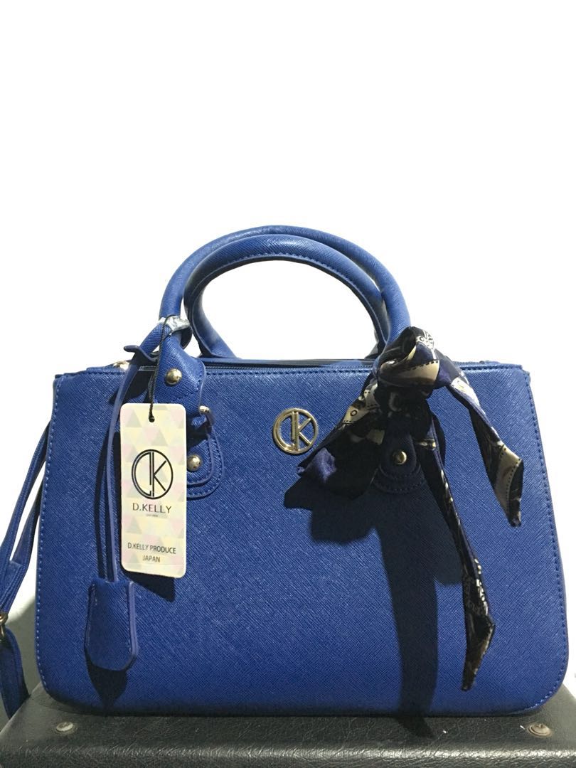 💙 Bag of the day! 💙 Deep and distinguished blue 🎩 This Kelly 25