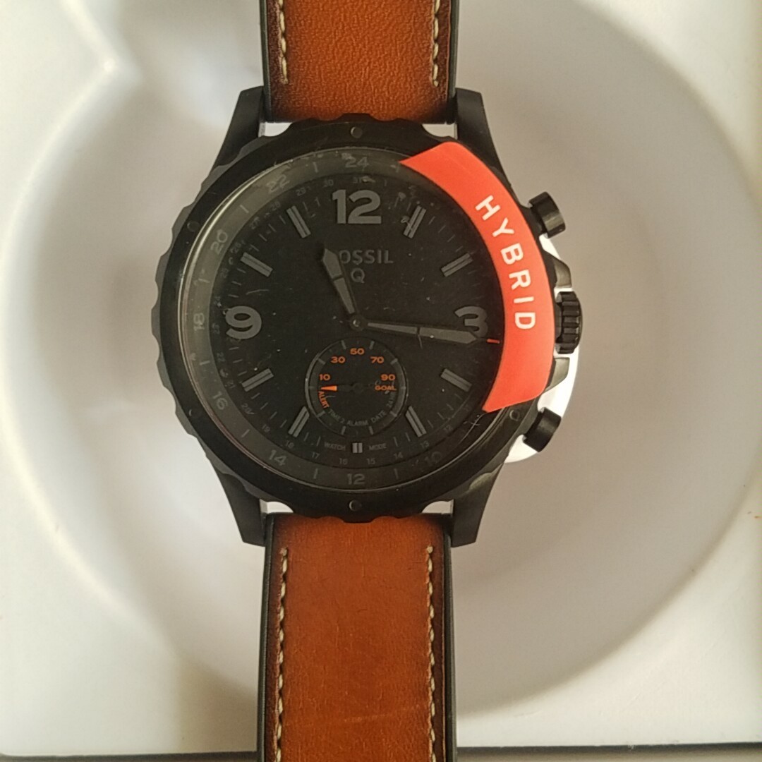 jam fossil hybrid
