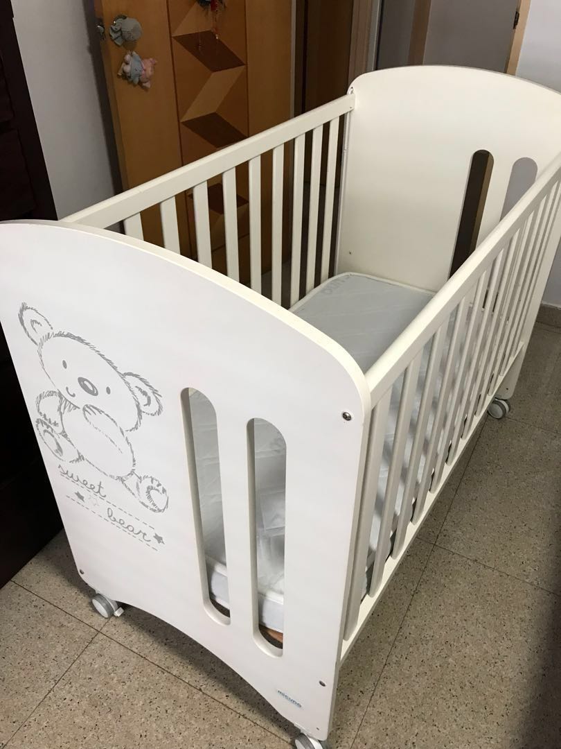 micuna sweet bear baby cot