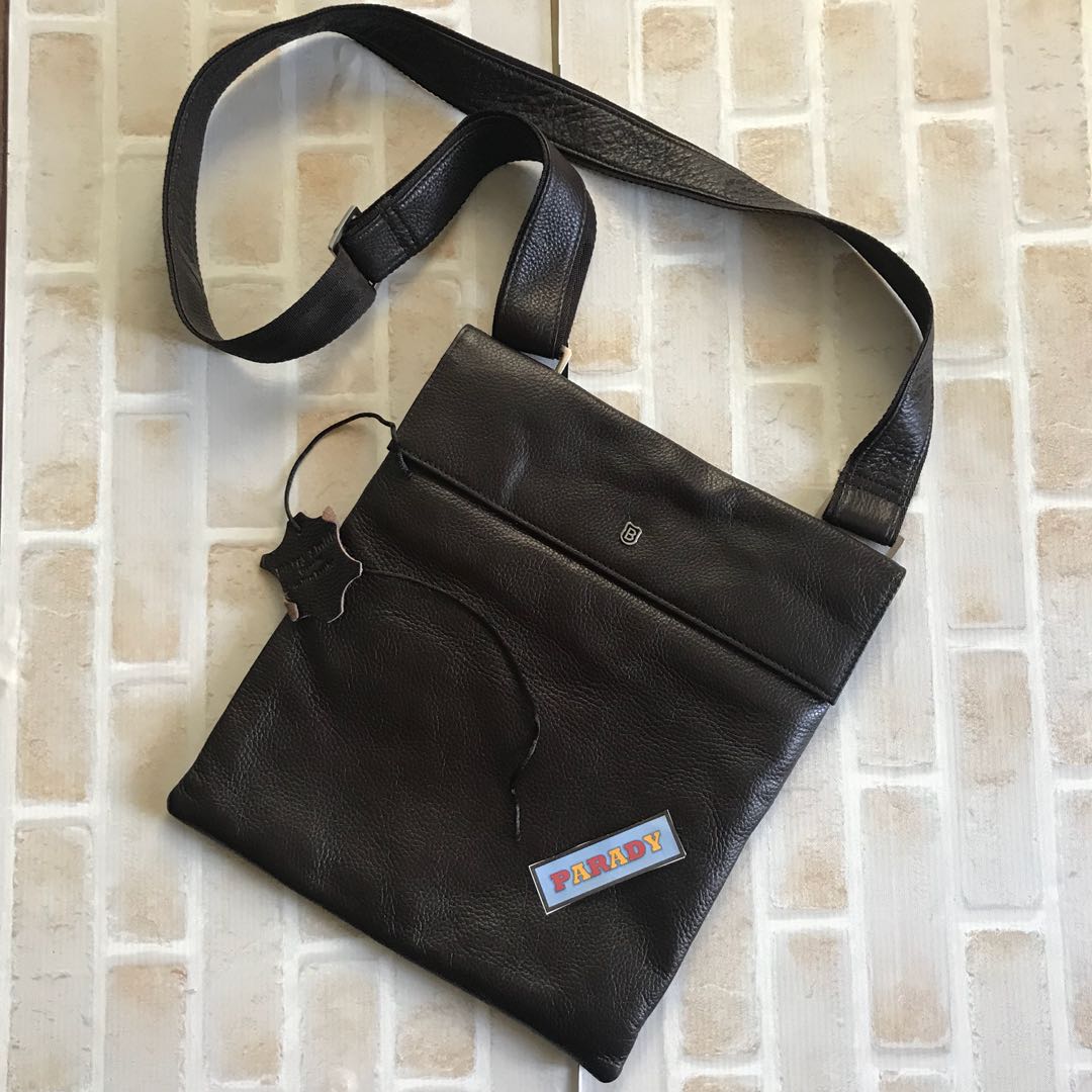 barry smith clutch bag