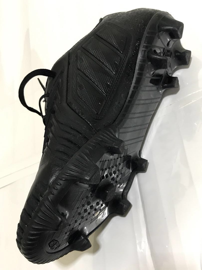 Predator instinct black pack US6.5 UK6 TOPGRADE soccer / football boots *PRICE REDUCED