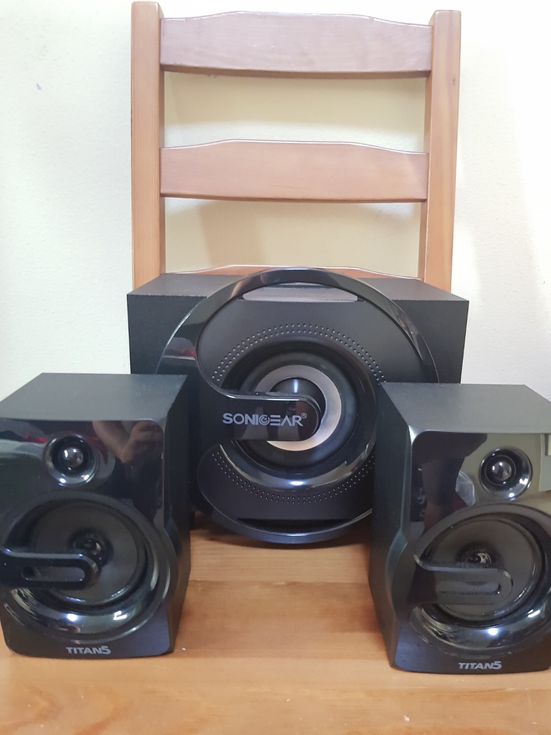 sonicgear titan 5